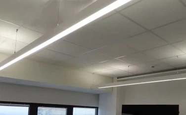 Чӣ тавр баланд кардани шифтҳои баланд ва ventes калон бо рӯшноӣ бо рӯшноӣ